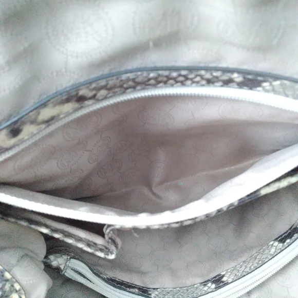 Michael Kors snakeskin purse - Picture 6 of 16